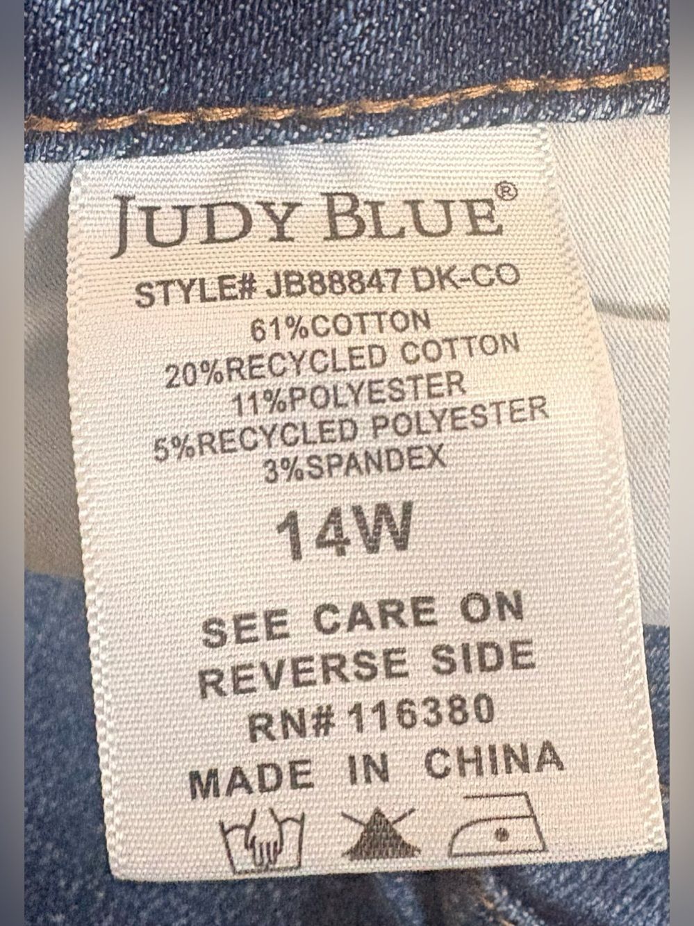 Judy Blue Medium Wash Wide Leg Jeans - Picture 6 of 6